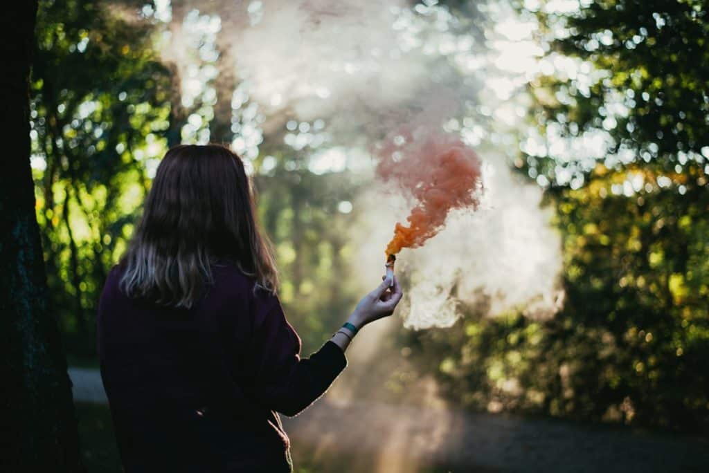 how to get campfire smell out of hair